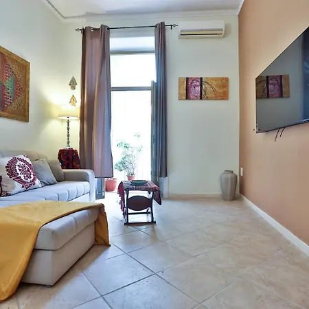 Apartmán Guesthost - Max's Maison Per Spaccanapoli Neapol