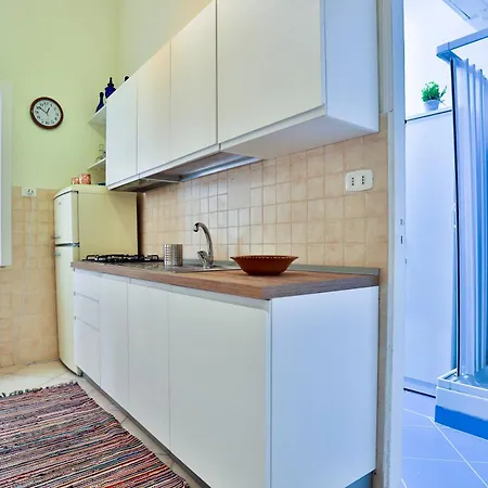 Guesthost - Max's Maison Per Spaccanapoli Apartmán Neapol